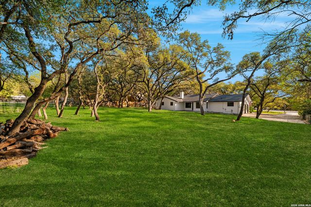 15910 NW Military HWY, Shavano Park, TX 78231