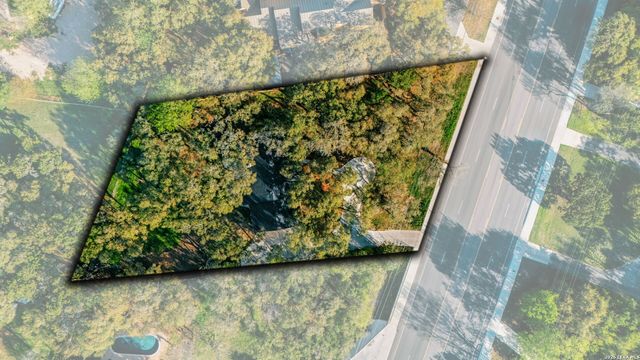 15910 NW Military HWY, Shavano Park, TX 78231