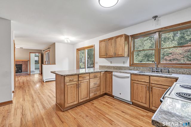 379 Waverly Road, Shelton, CT 06484