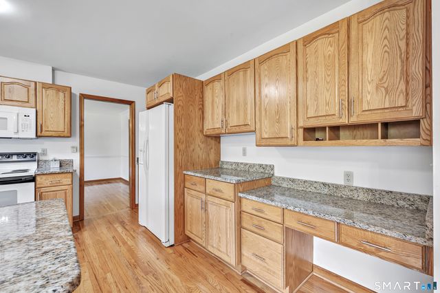 379 Waverly Road, Shelton, CT 06484