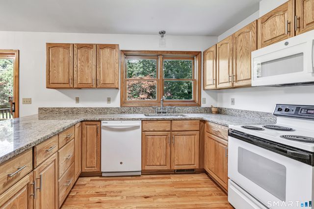 379 Waverly Road, Shelton, CT 06484