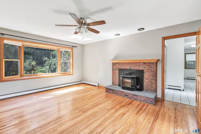 379 Waverly Road, Shelton, CT 06484
