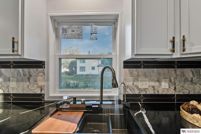 7102 N 24th Street, Omaha, NE 68112