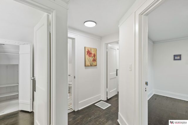 7102 N 24th Street, Omaha, NE 68112