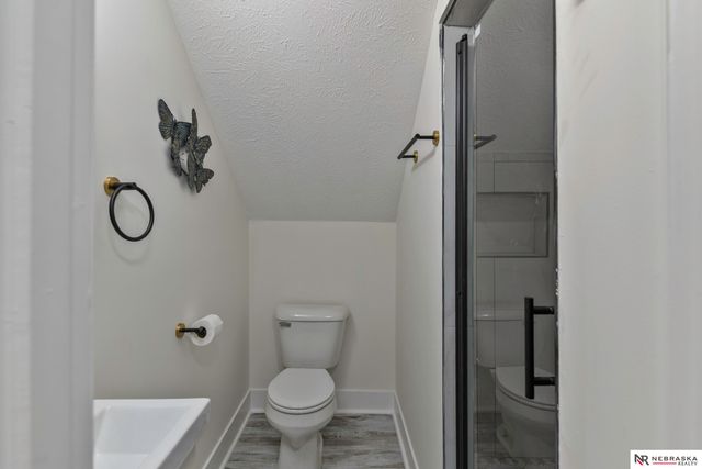 7102 N 24th Street, Omaha, NE 68112