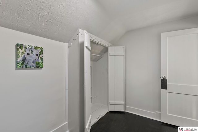 7102 N 24th Street, Omaha, NE 68112