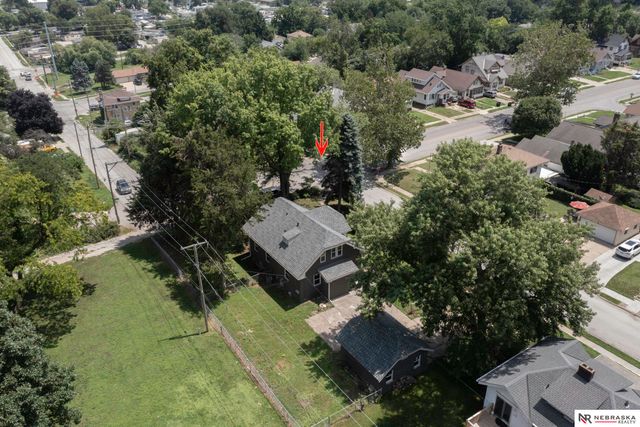 7102 N 24th Street, Omaha, NE 68112