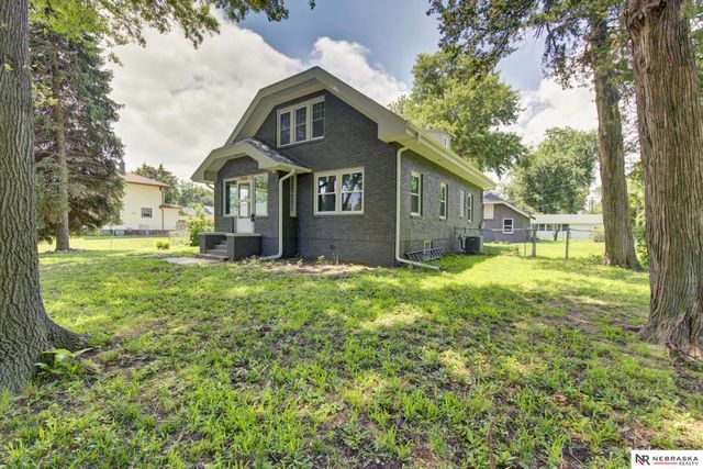 7102 N 24th Street, Omaha, NE 68112