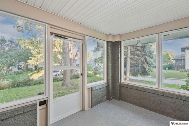 7102 N 24th Street, Omaha, NE 68112