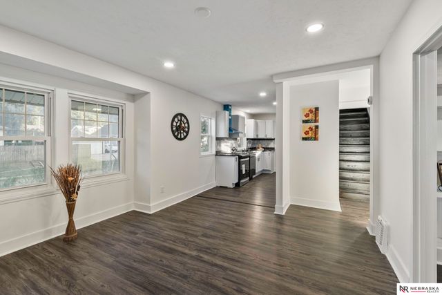 7102 N 24th Street, Omaha, NE 68112