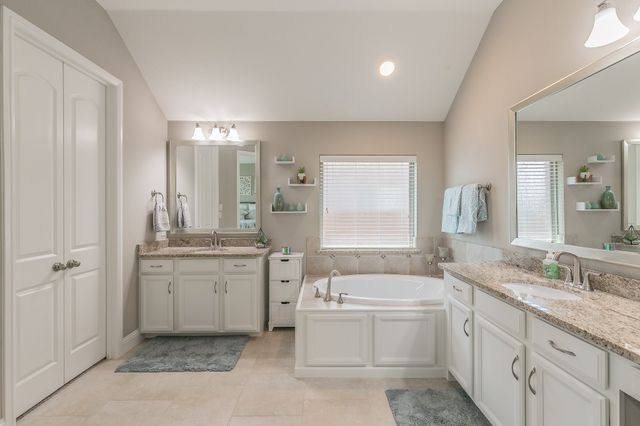 14804 Cedar Flat Way, Fort Worth, TX 76262