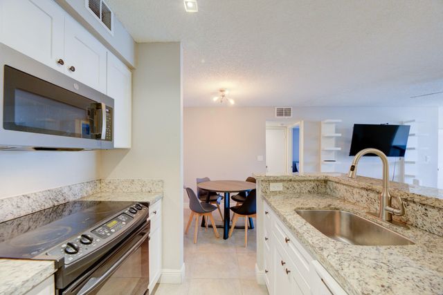 2900 S University Drive 9104, Davie, FL 33328