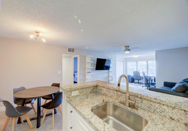 2900 S University Drive 9104, Davie, FL 33328