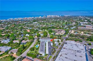750 MOORING LINE DR 105, Naples, FL 34102
