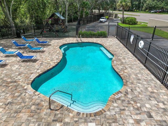 4321 DEERMONT CIRCLE, Tampa, FL 33624