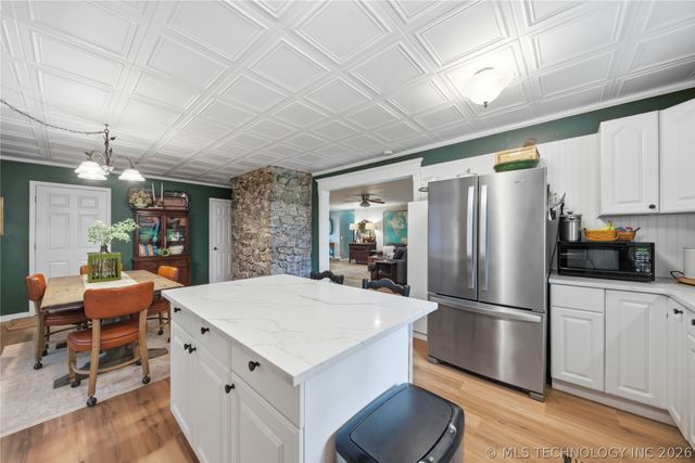 504 W 32nd Place, Sand Springs, OK 74063