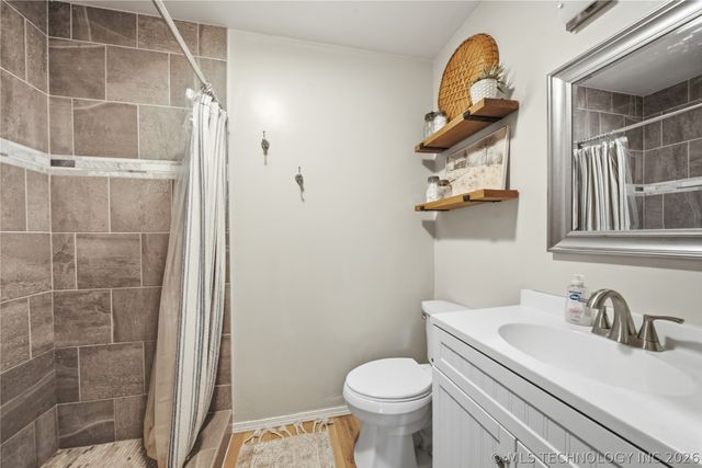 504 W 32nd Place, Sand Springs, OK 74063