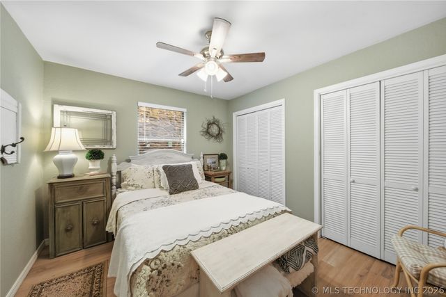 504 W 32nd Place, Sand Springs, OK 74063