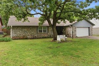 504 W 32nd Place, Sand Springs, OK 74063