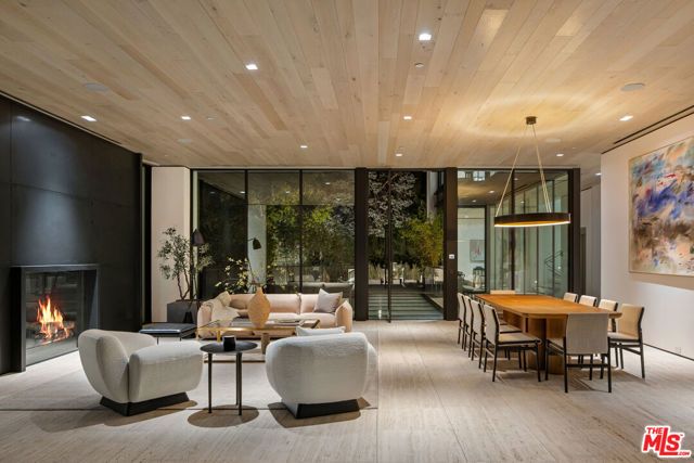 1210 Laurel Way, Beverly Hills, CA 90210