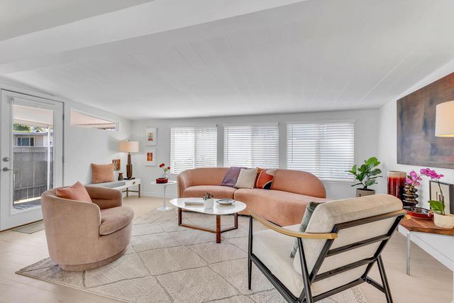 69 Nile Street, Palm Springs, CA 92264