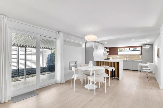 69 Nile Street, Palm Springs, CA 92264