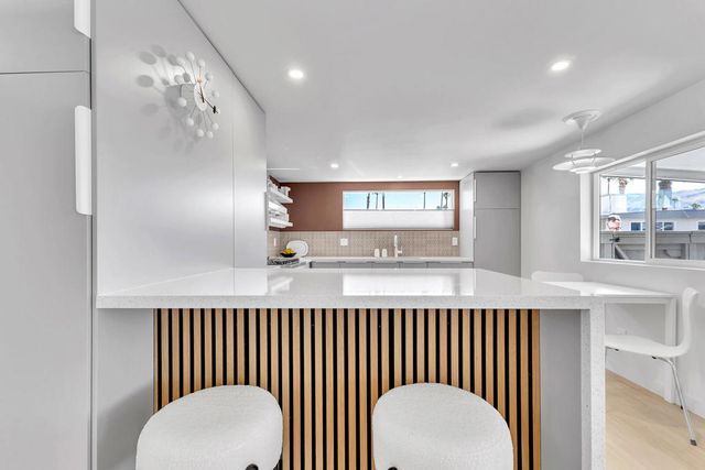 69 Nile Street, Palm Springs, CA 92264