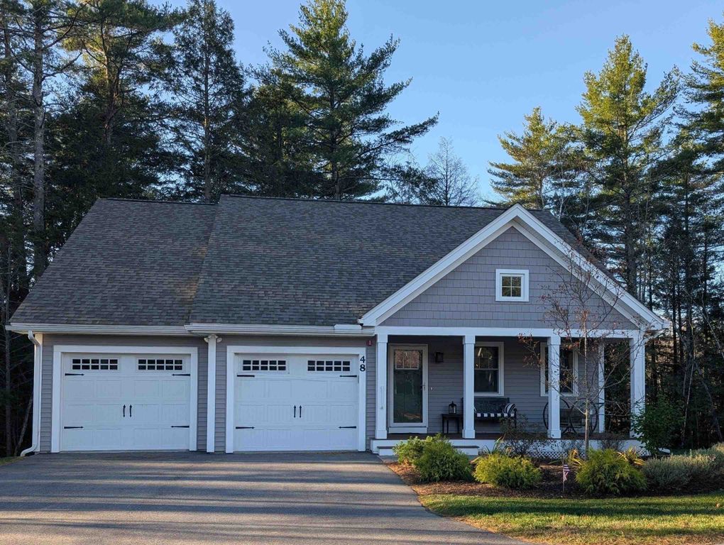 48 Three Ponds Drive, Brentwood, NH 03833