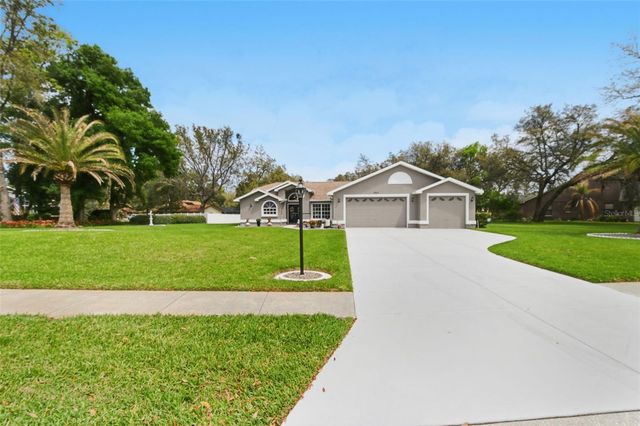18143 WINDING OAKS BOULEVARD, Hudson, FL 34667