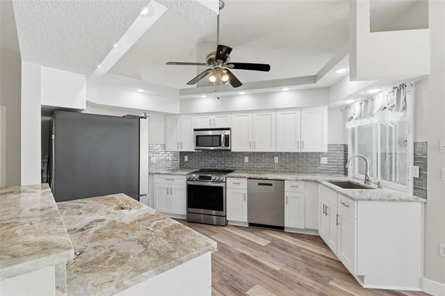 18143 WINDING OAKS BOULEVARD, Hudson, FL 34667