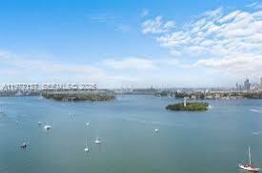 9 Island Ave 2304, Miami Beach, FL 33139