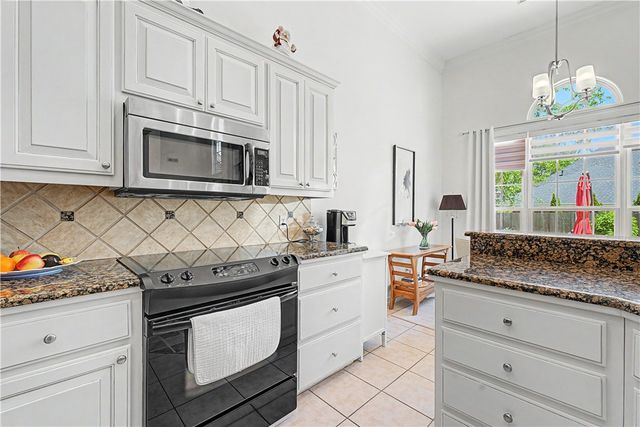 1218 NE Waverly Way, Bentonville, AR 72712