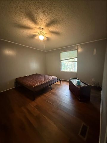 67 Forest Lake Circle Road, Pendergrass, GA 30567