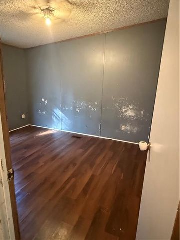 67 Forest Lake Circle Road, Pendergrass, GA 30567