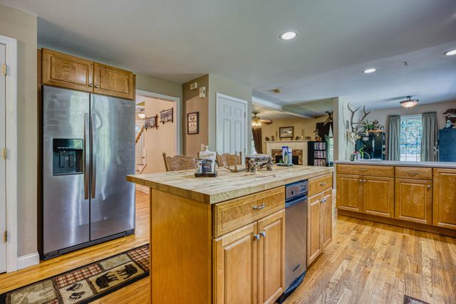 506 Sand Pit Road, Mason, NH 03048
