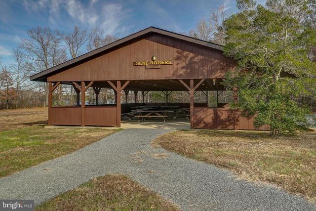34 WINDWOOD COVES BLVD, Mineral, VA 23117