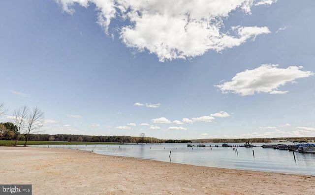 34 WINDWOOD COVES BLVD, Mineral, VA 23117