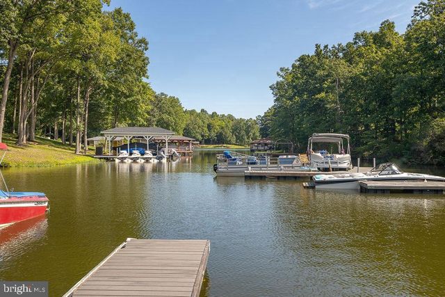 34 WINDWOOD COVES BLVD, Mineral, VA 23117