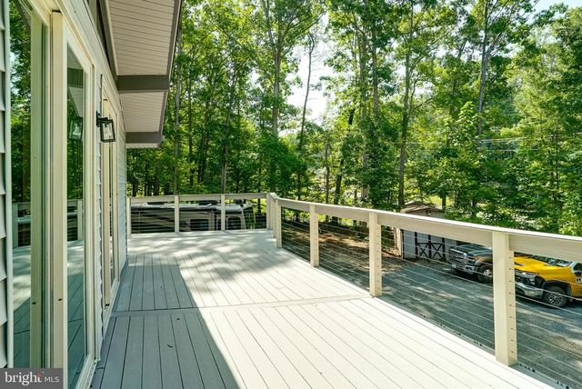 34 WINDWOOD COVES BLVD, Mineral, VA 23117
