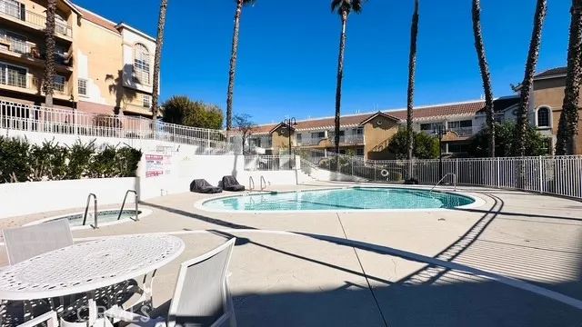 4750 Templeton, Los Angeles, CA 90032