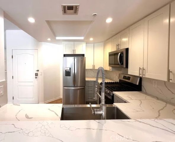 4750 Templeton, Los Angeles, CA 90032