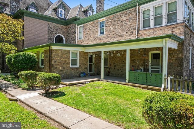 1 LINDENWOLD TER, Ambler, PA 19002