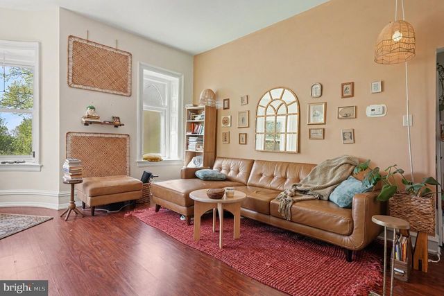 1 LINDENWOLD TER, Ambler, PA 19002