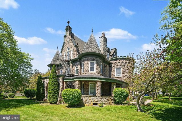 1 LINDENWOLD TER, Ambler, PA 19002