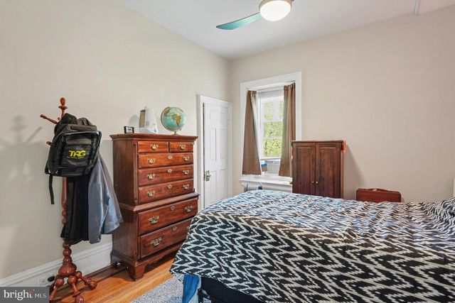 1 LINDENWOLD TER, Ambler, PA 19002