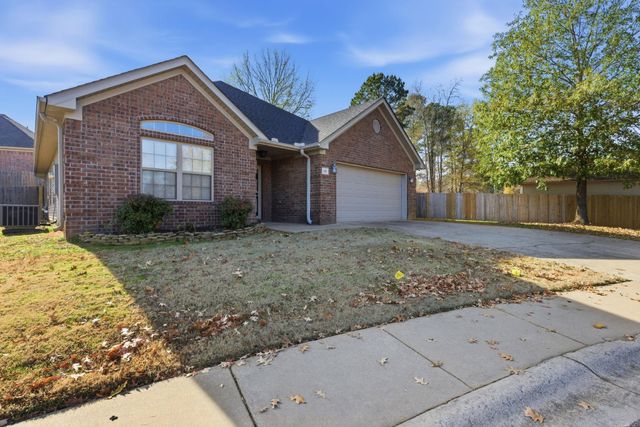 3318 Moss Creek Drive, Bryant, AR 72022