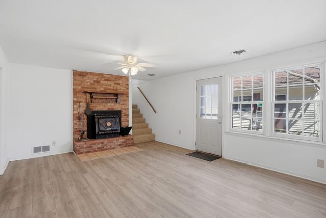 2023 PARKRIDGE CT, Columbia, MO 65203