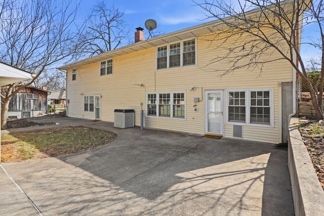 2023 PARKRIDGE CT, Columbia, MO 65203