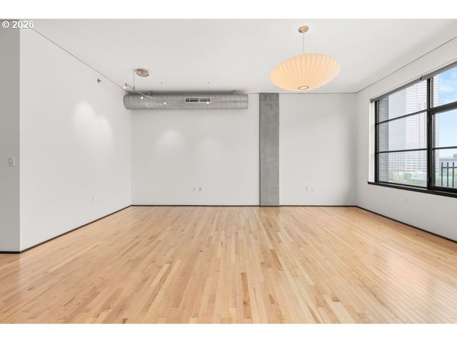 333 Nw 9TH Ave 906, Portland, OR 97209