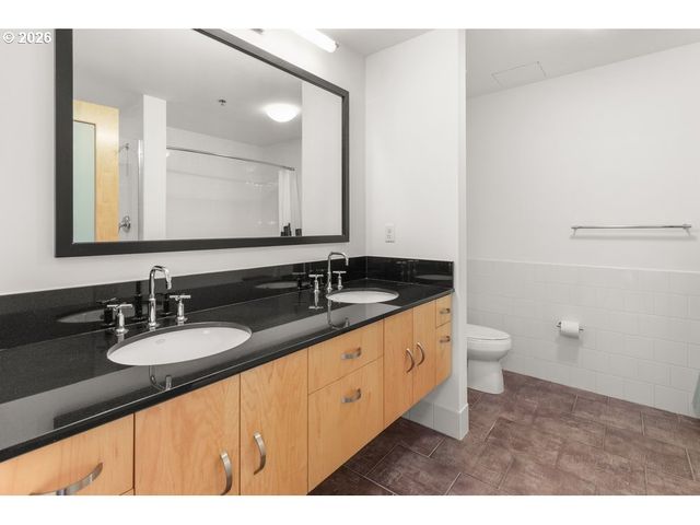 333 Nw 9TH Ave 906, Portland, OR 97209